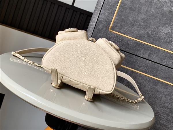 2026127213713206 700